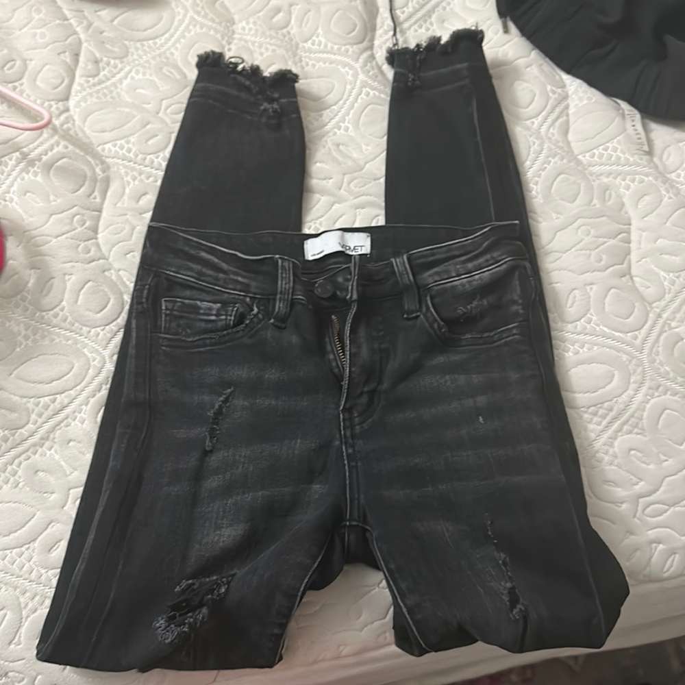 Black skinny jeans